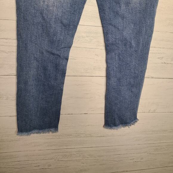 KanCan NWT Ankle/Cropped Jeans with Faux Pearl Detail Size 3 - Picture 11 of 11
